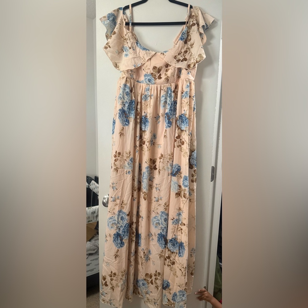 Ever Pretty Floral Maxi Dress in Blue and Cream